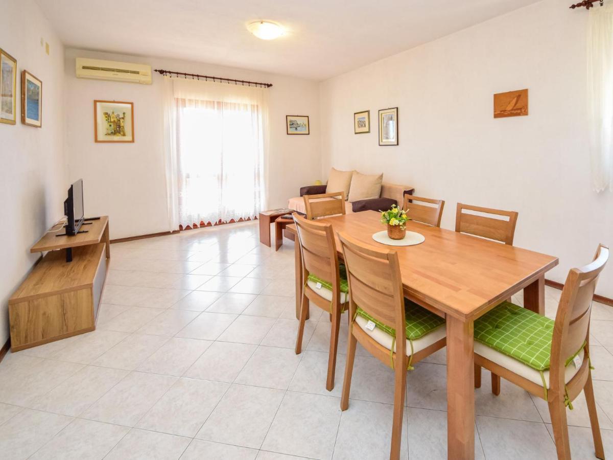 טרוגיר Apartment Lucija-1 By Interhome מראה חיצוני תמונה